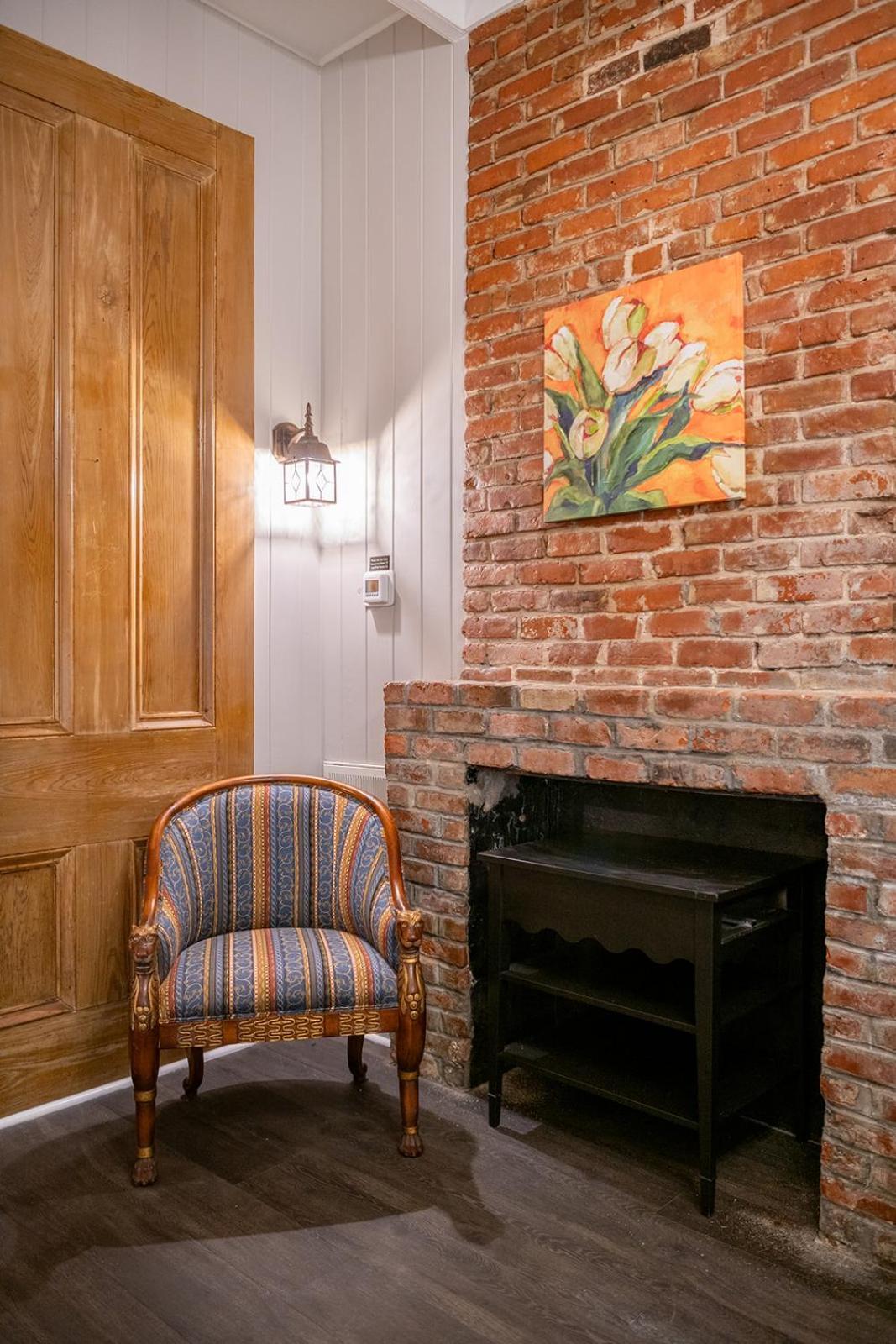 French Quarter Suites Hotel New Orleans Bagian luar foto