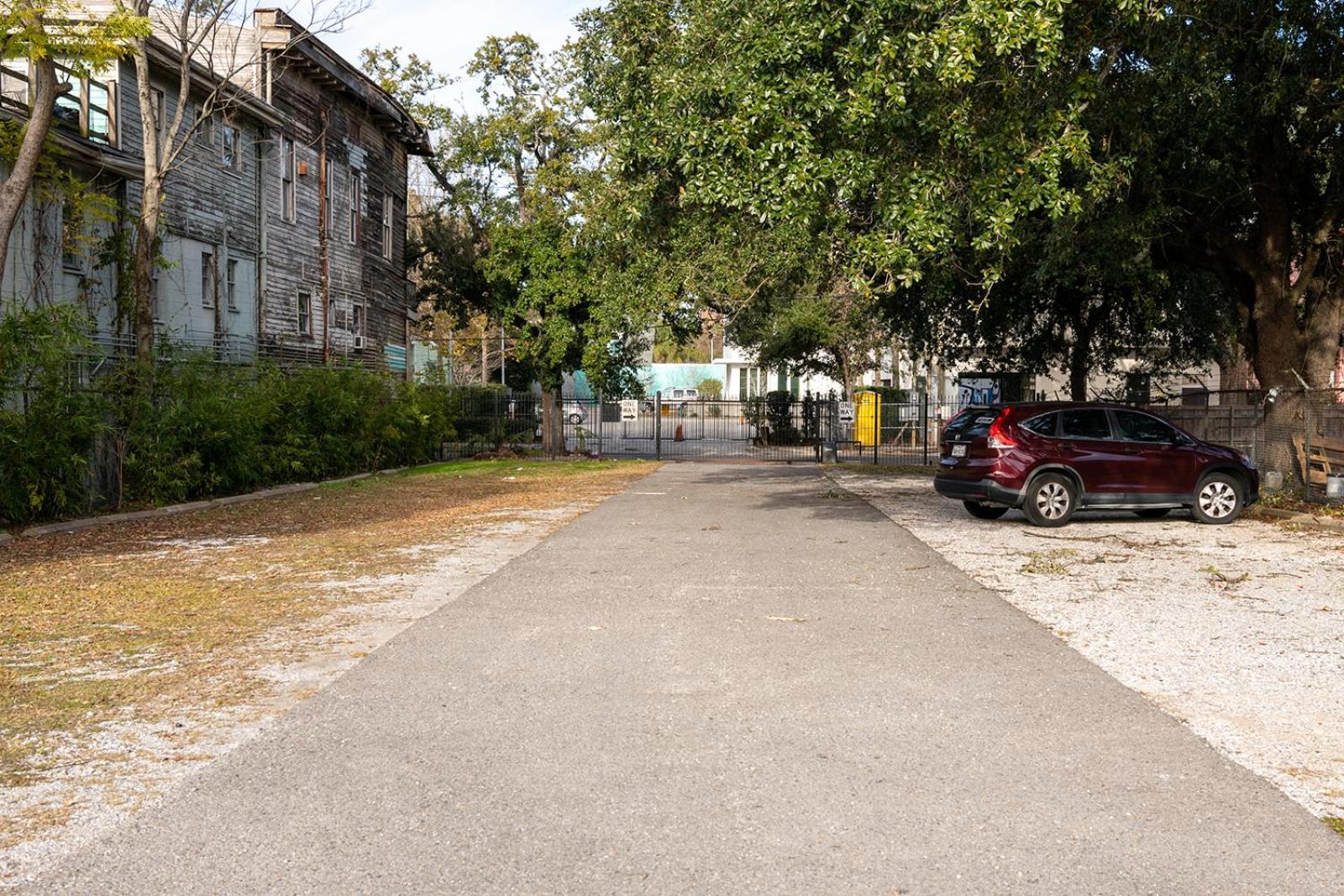 French Quarter Suites Hotel New Orleans Bagian luar foto