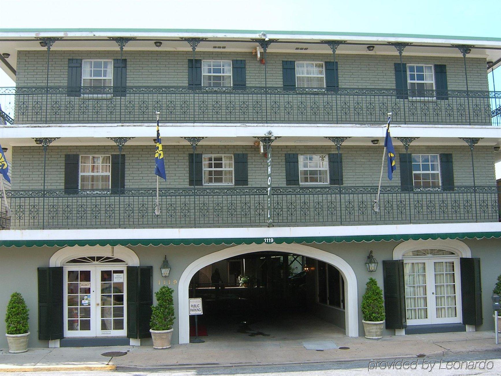 French Quarter Suites Hotel New Orleans Bagian luar foto